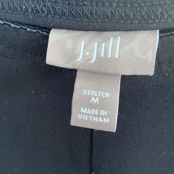 J. Jill Black Wide Leg Pants Relaxed Fit Stretch M Inseam 31” Long wear - Picture 3 of 4